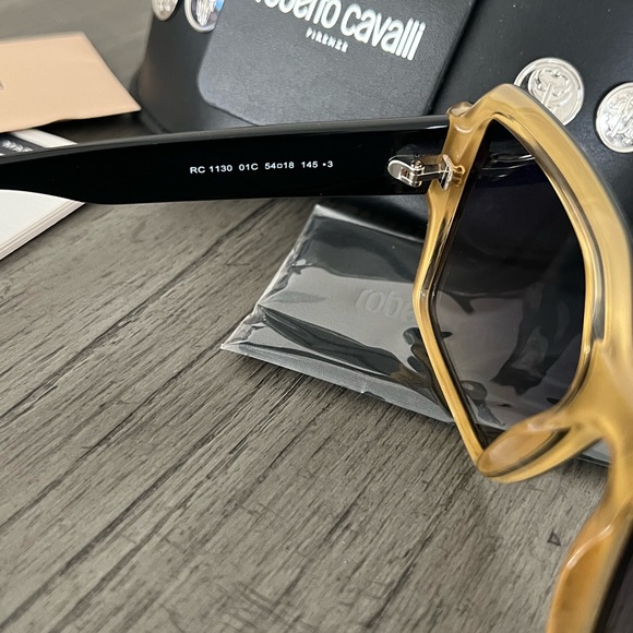 Roberto Cavalli Sunglasses Women's Black-Gold/Silver Mirror Lens 54mm - Picture 6 of 9